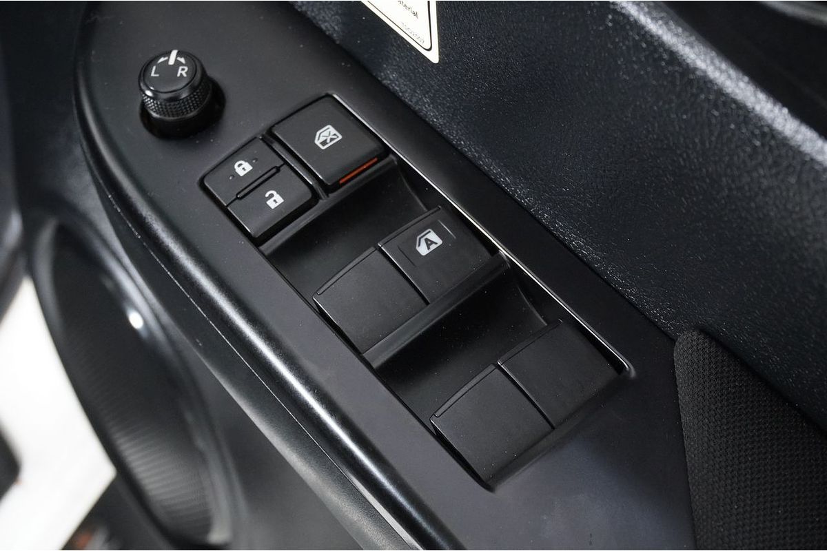 2020 Toyota Hilux SR GUN126R 4X4