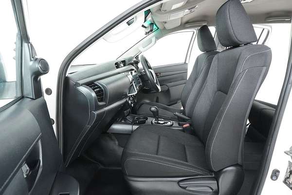 2020 Toyota Hilux SR GUN126R 4X4
