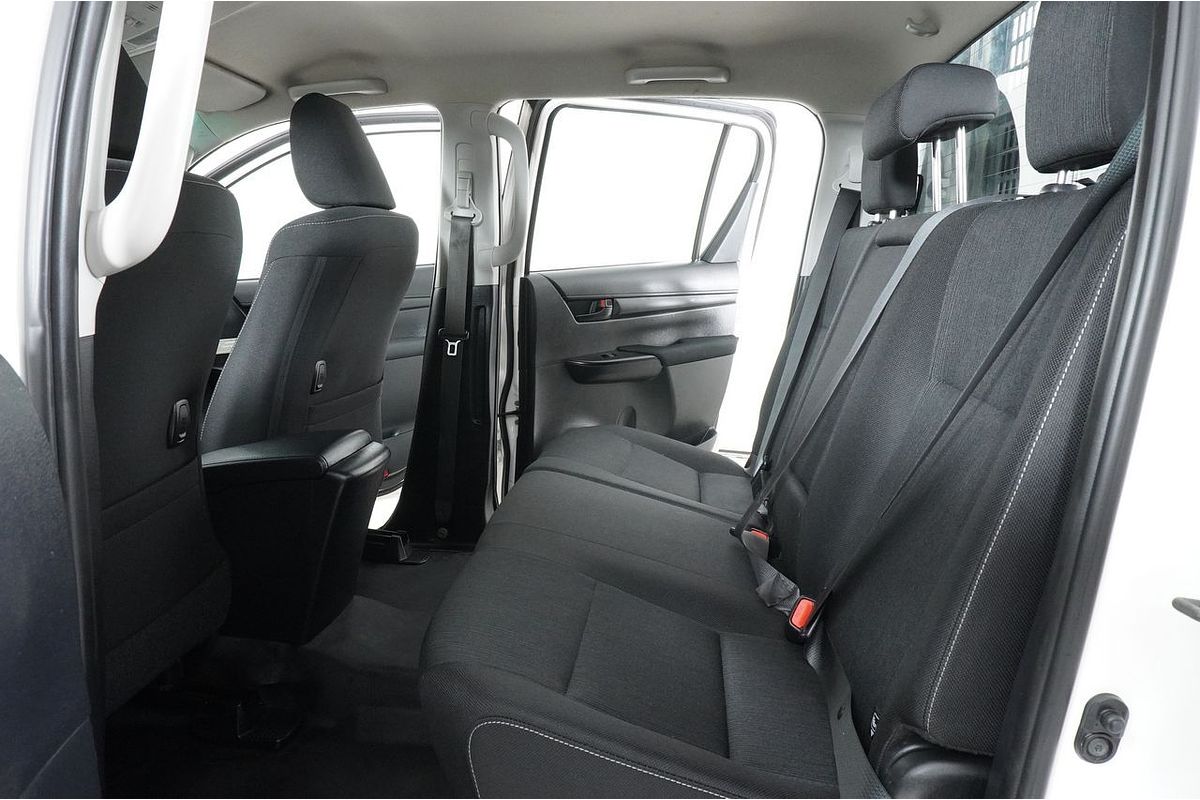 2020 Toyota Hilux SR GUN126R 4X4