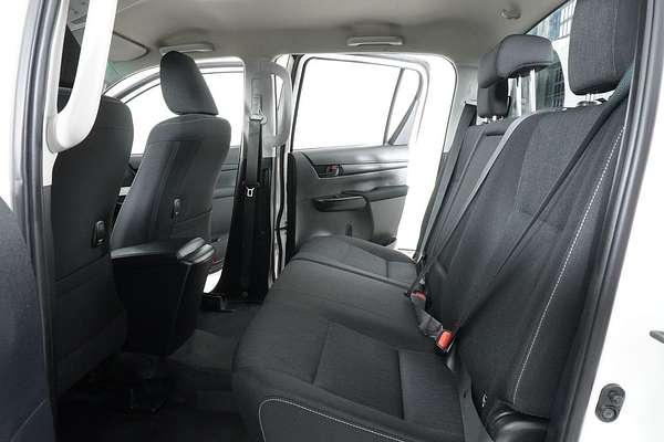 2020 Toyota Hilux SR GUN126R 4X4