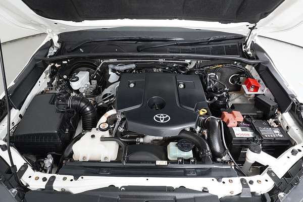 2020 Toyota Hilux SR GUN126R 4X4