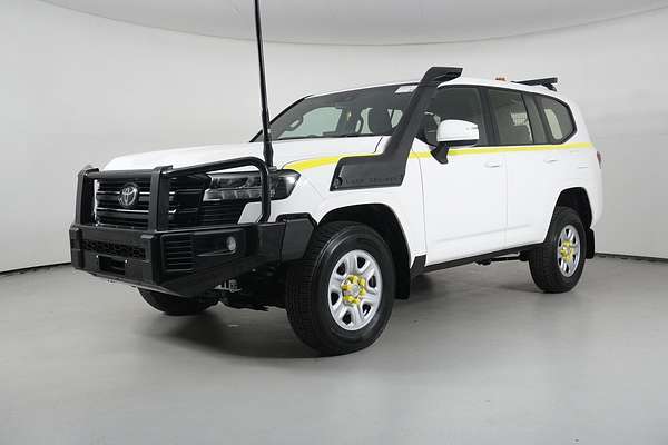 2023 Toyota Landcruiser GX FJA300R