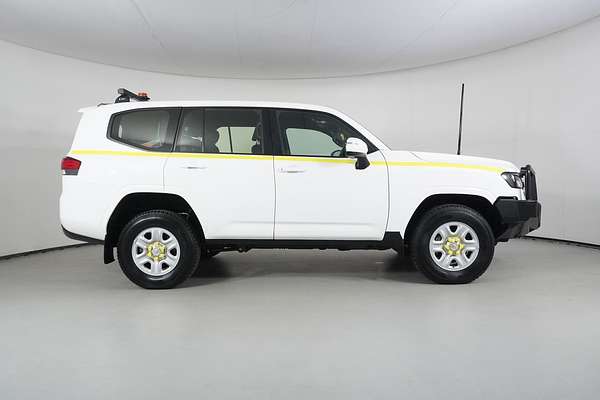 2023 Toyota Landcruiser GX FJA300R