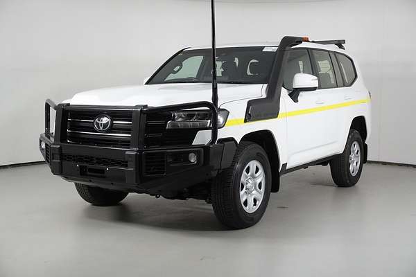 2023 Toyota Landcruiser GX FJA300R