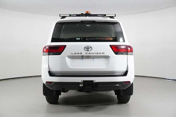 2023 Toyota Landcruiser GX FJA300R