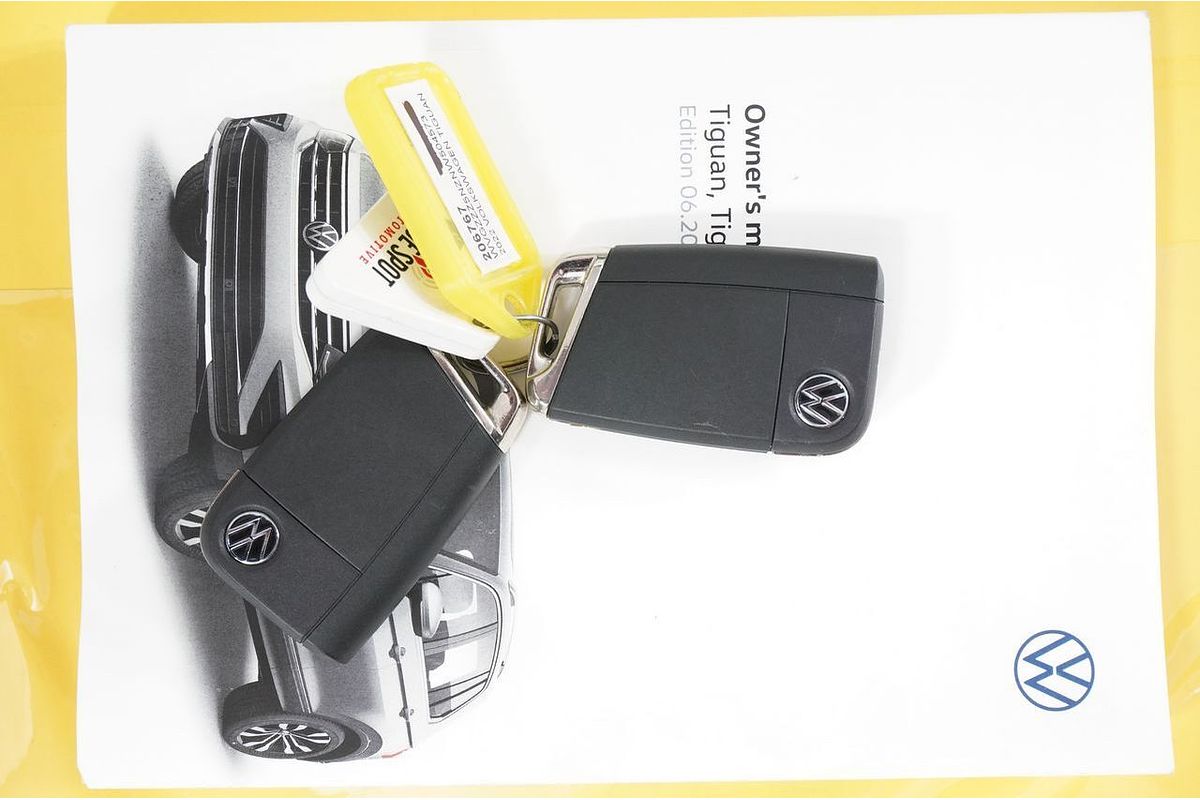 2022 Volkswagen TIGUAN 147TDI R-LINE 5NA MY22