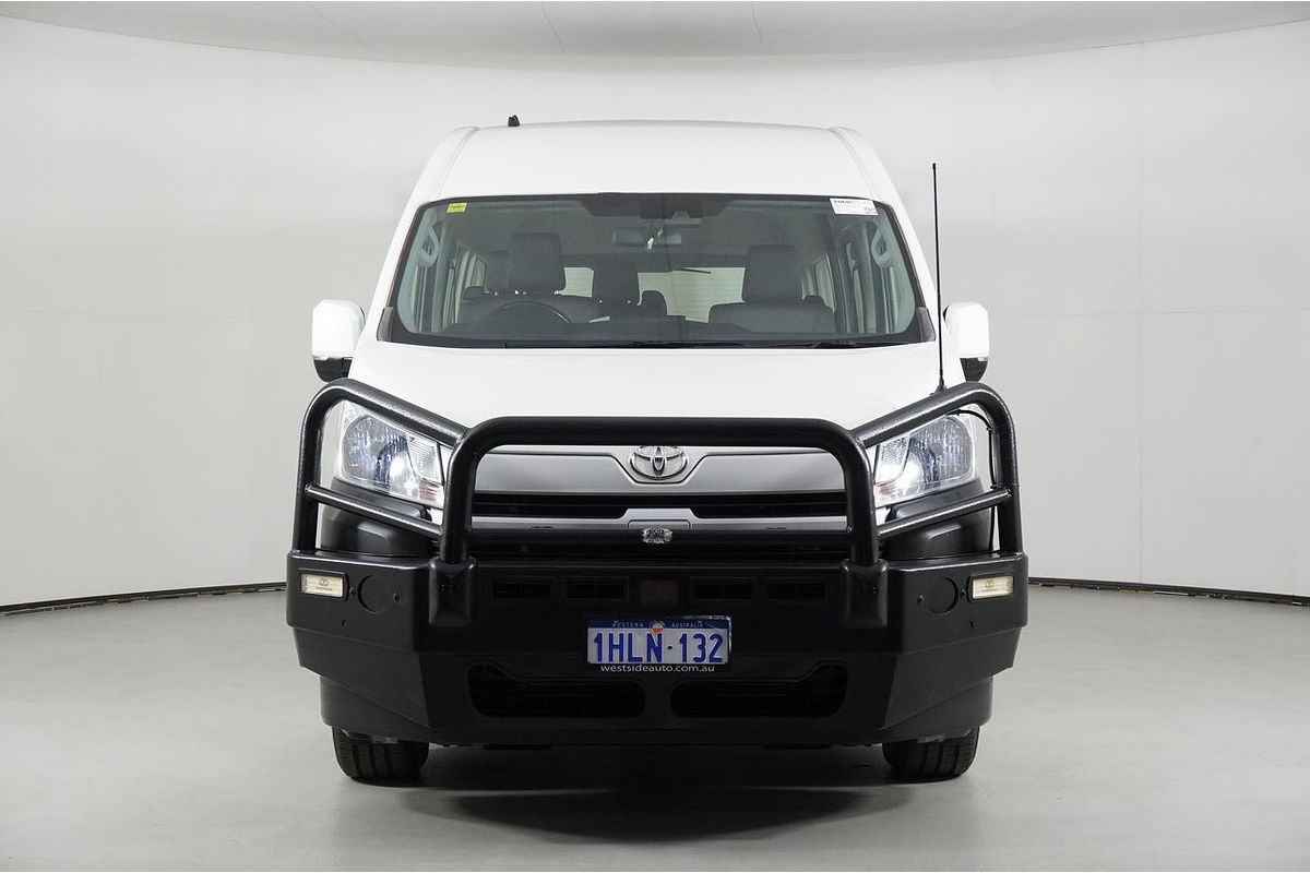 2021 Toyota Hiace Commuter GDH322R