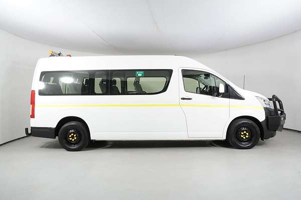 2021 Toyota Hiace Commuter GDH322R