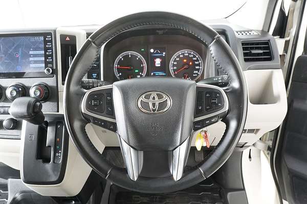 2021 Toyota Hiace Commuter GDH322R