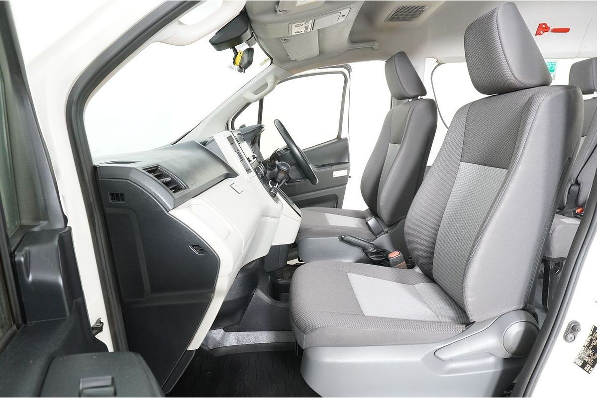 2021 Toyota Hiace Commuter GDH322R