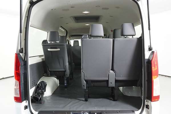 2021 Toyota Hiace Commuter GDH322R