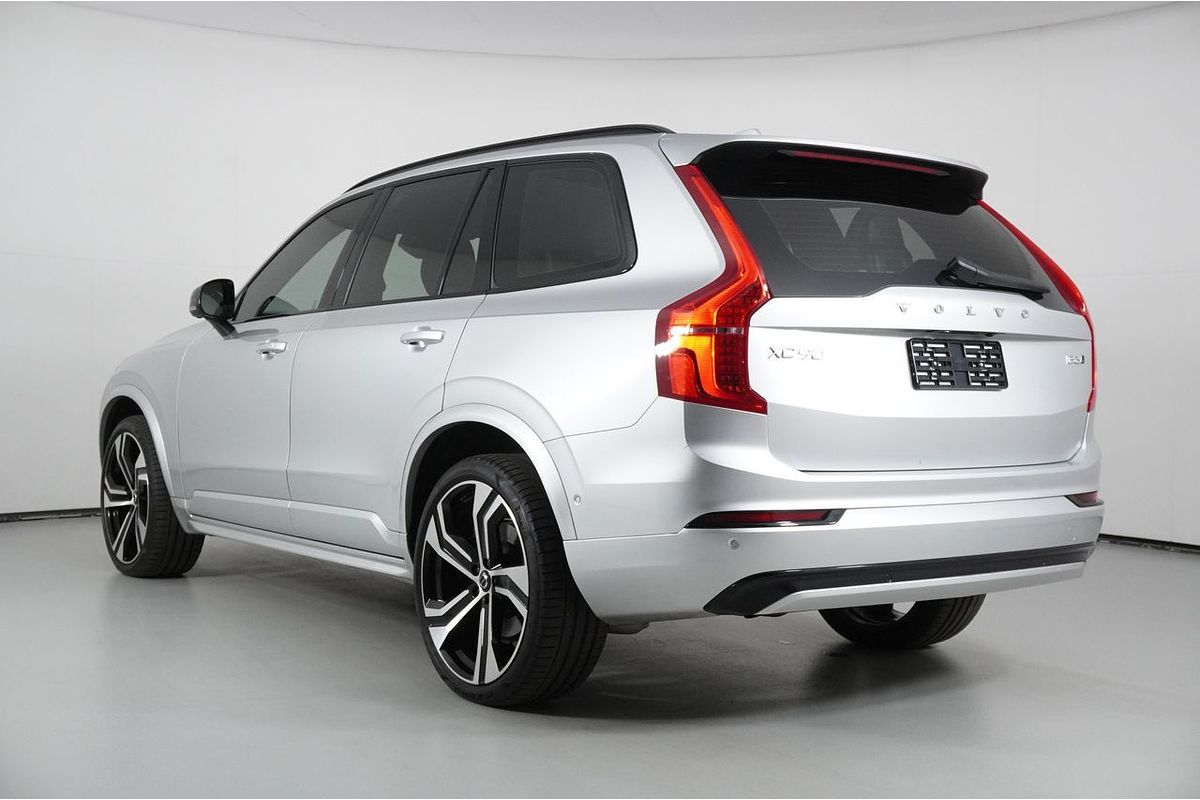 2022 Volvo XC90 B6 R-DESIGN MHEV 256 MY22