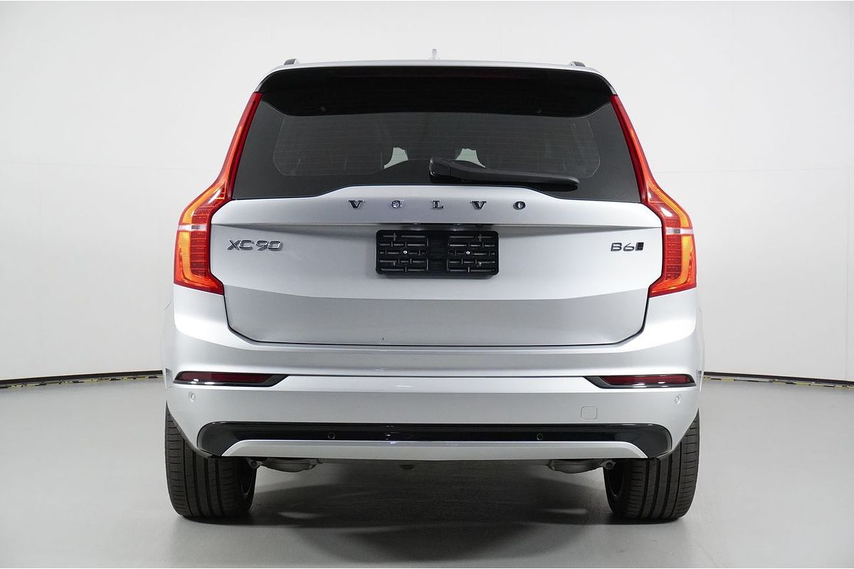 2022 Volvo XC90 B6 R-DESIGN MHEV 256 MY22