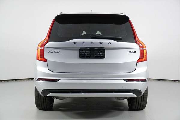 2022 Volvo XC90 B6 R-DESIGN MHEV 256 MY22