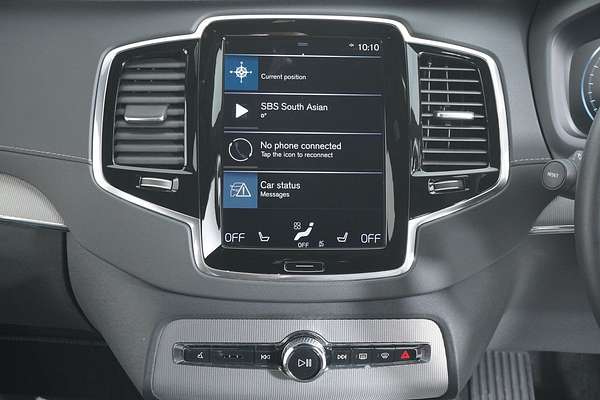 2022 Volvo XC90 B6 R-DESIGN MHEV 256 MY22
