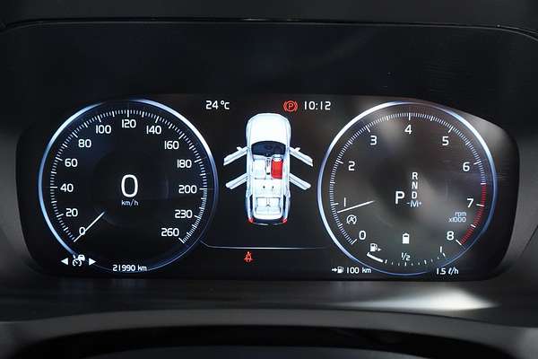 2022 Volvo XC90 B6 R-DESIGN MHEV 256 MY22