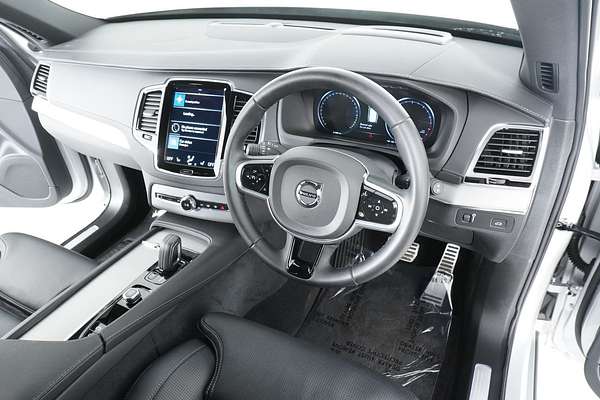 2022 Volvo XC90 B6 R-DESIGN MHEV 256 MY22