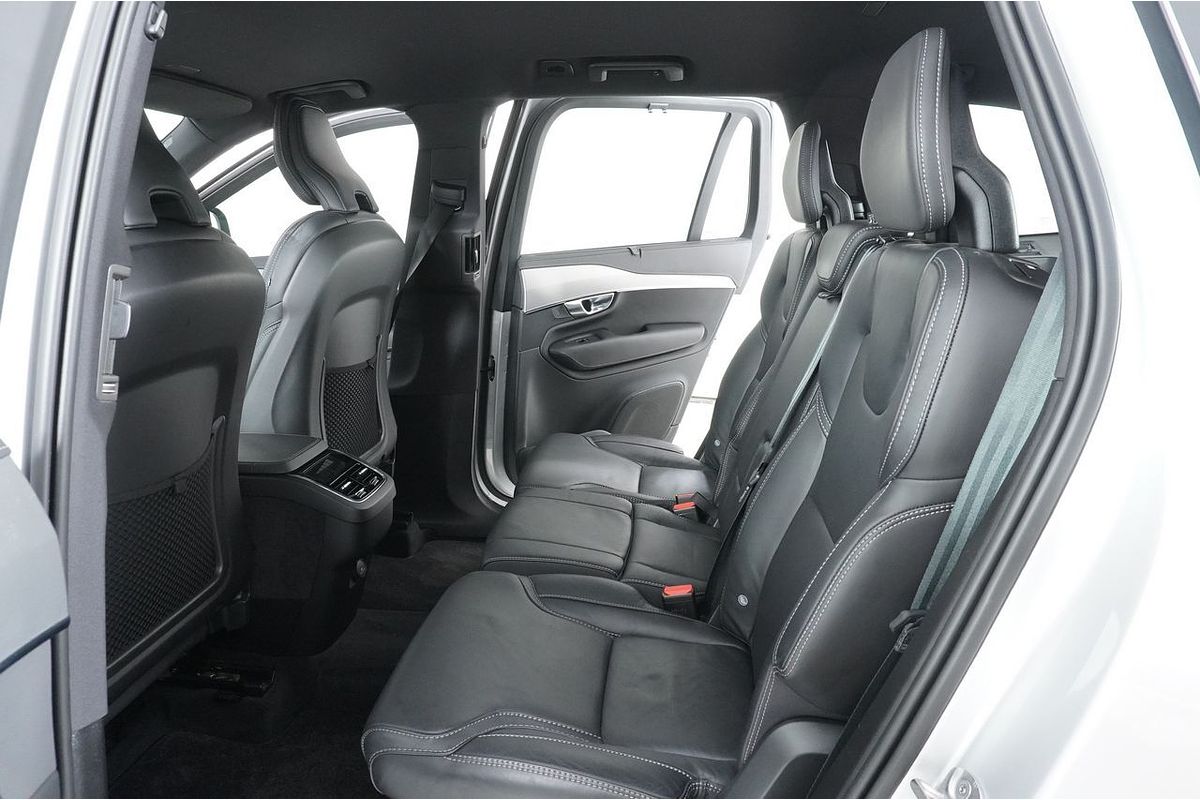 2022 Volvo XC90 B6 R-DESIGN MHEV 256 MY22