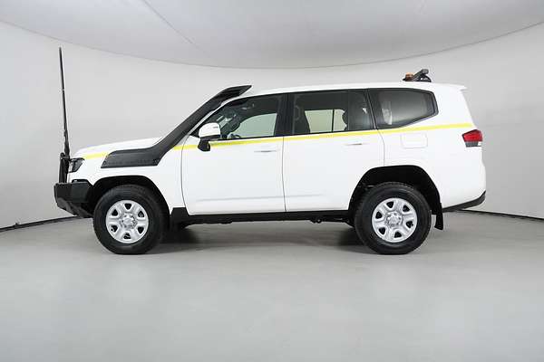 2023 Toyota Landcruiser GX FJA300R