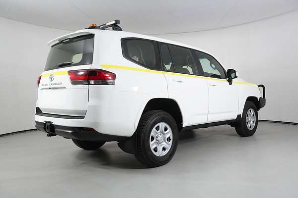 2023 Toyota Landcruiser GX FJA300R