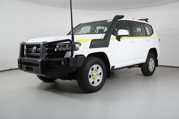 2023 Toyota Landcruiser GX FJA300R