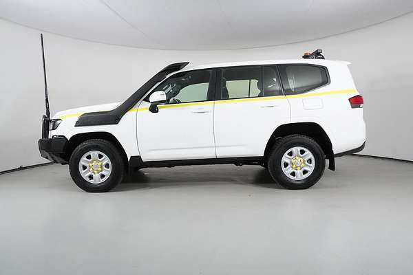 2023 Toyota Landcruiser GX FJA300R