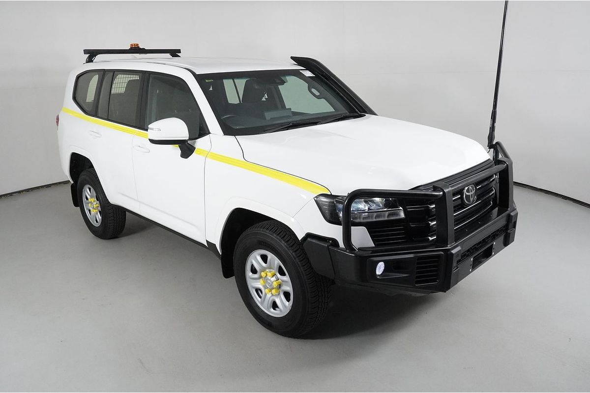 2023 Toyota Landcruiser GX FJA300R