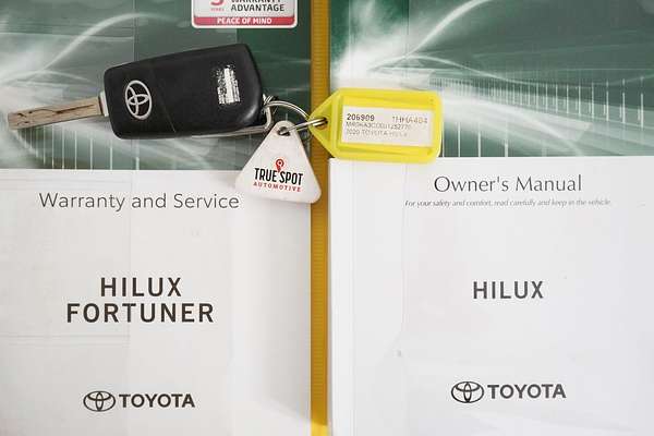 2020 Toyota HILUX SR (4x4) GUN126R FACELIFT 4X4
