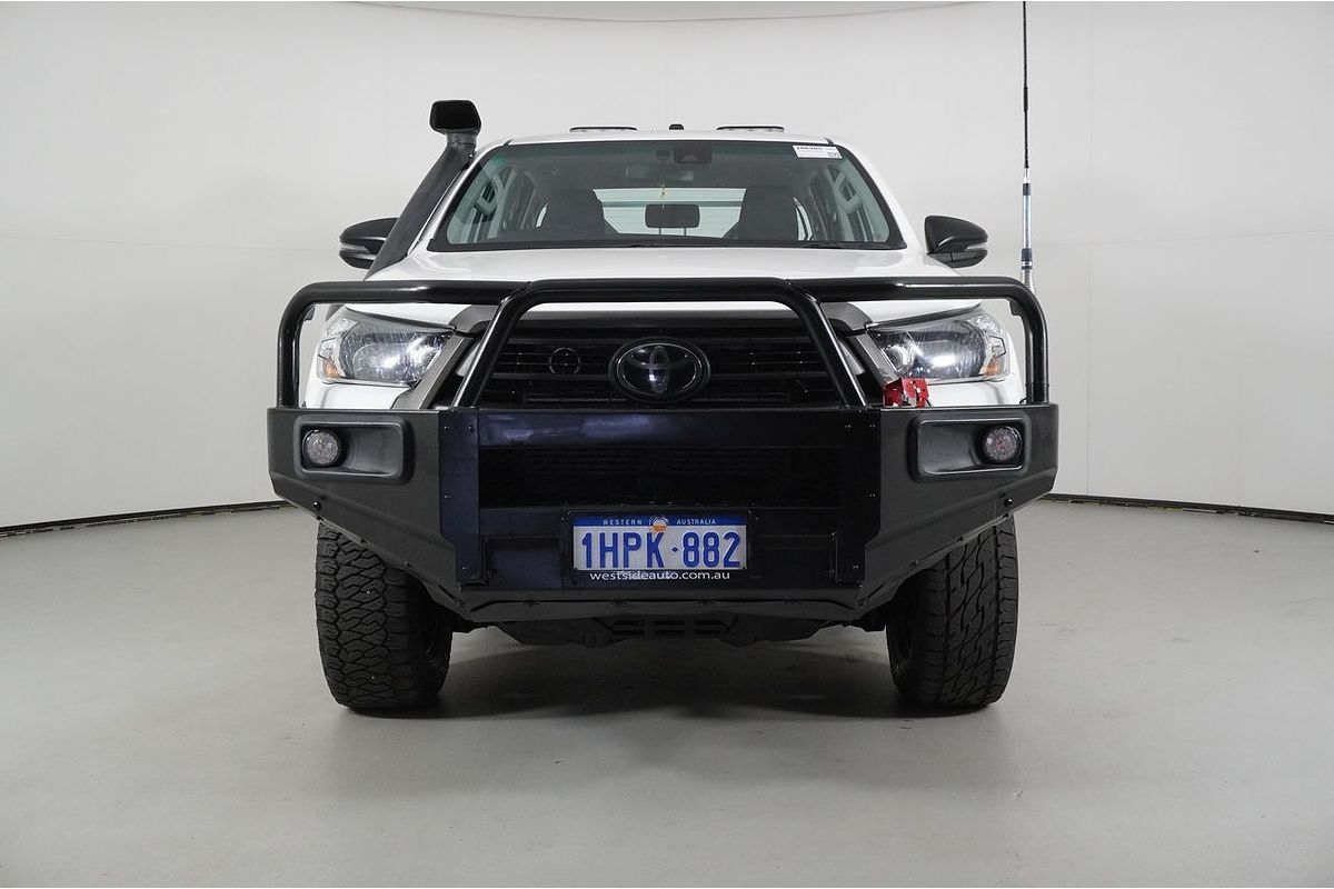 2022 Toyota HILUX SR (4x4) GUN126R 4X4