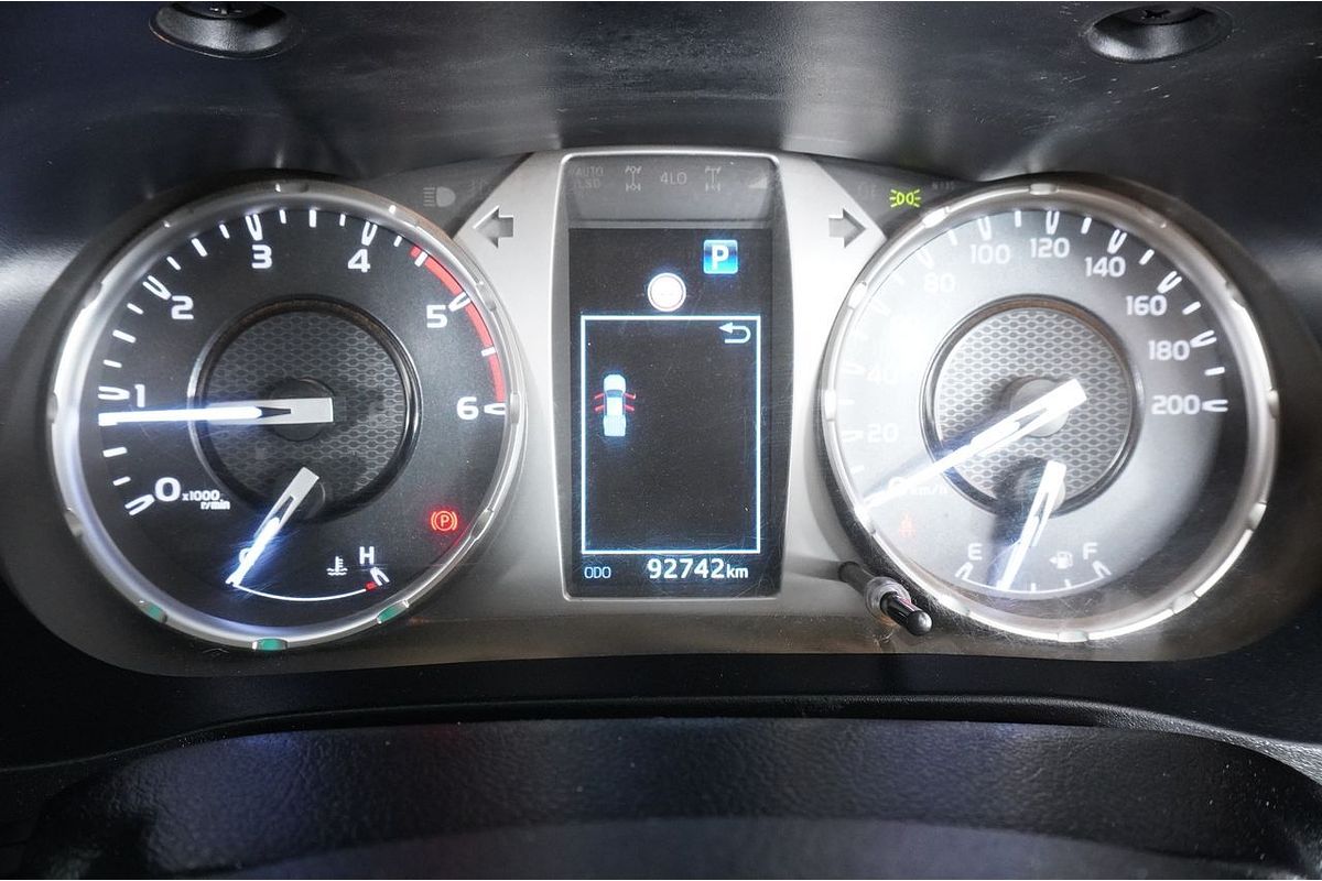 2022 Toyota HILUX SR (4x4) GUN126R 4X4
