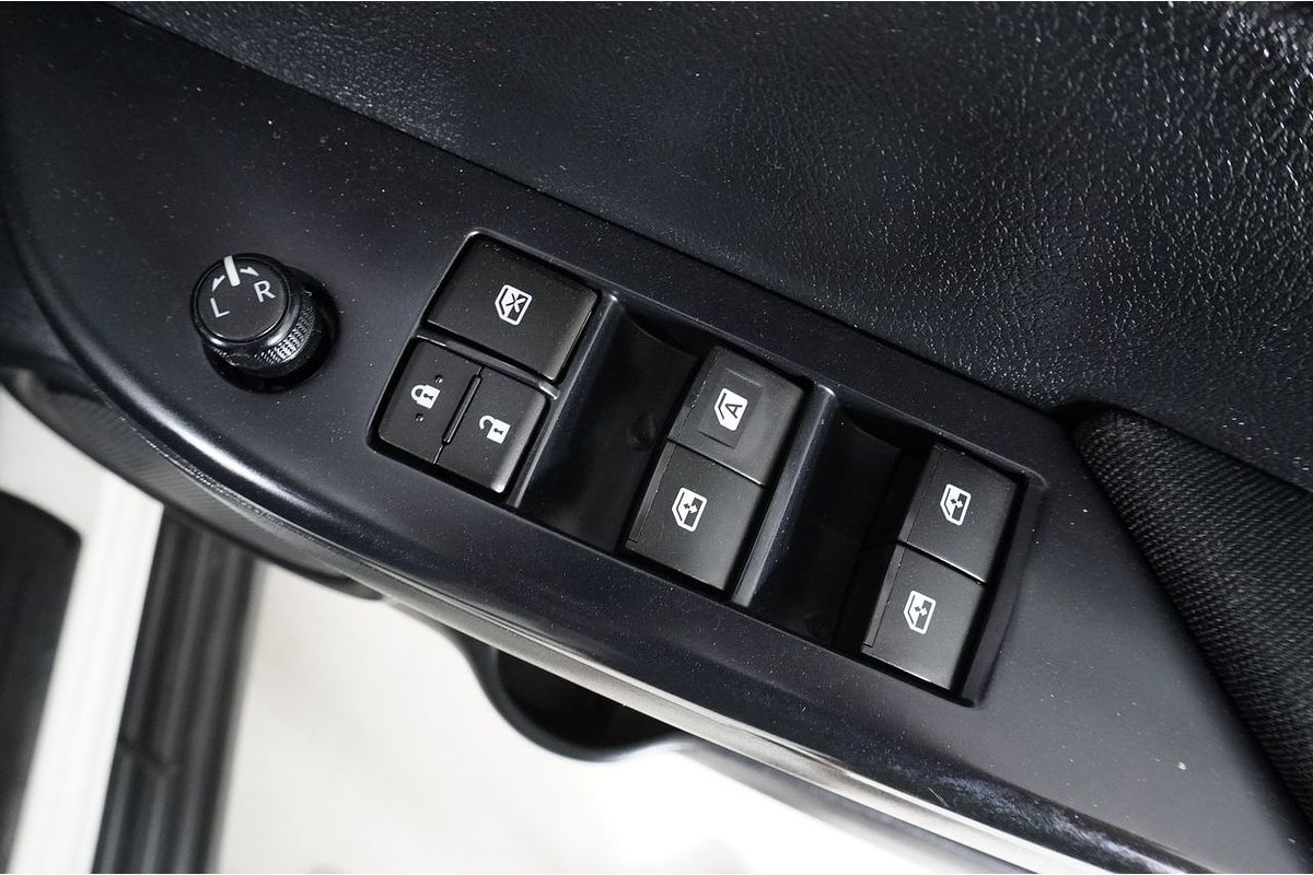 2022 Toyota HILUX SR (4x4) GUN126R 4X4