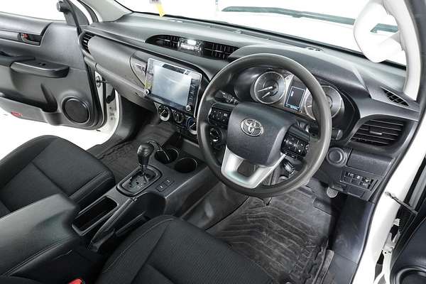 2022 Toyota HILUX SR (4x4) GUN126R 4X4