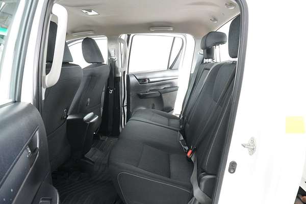 2022 Toyota HILUX SR (4x4) GUN126R 4X4