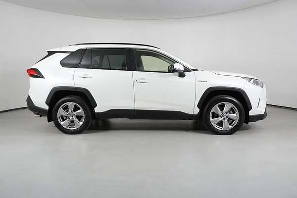 2020 Toyota RAV4 GXL AXAH52R