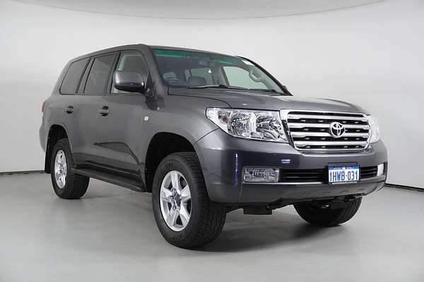 2011 Toyota Landcruiser VX UZJ200R