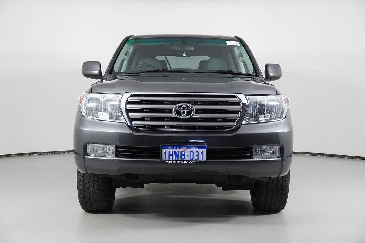 2011 Toyota Landcruiser VX UZJ200R