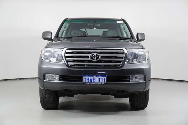 2011 Toyota Landcruiser VX UZJ200R