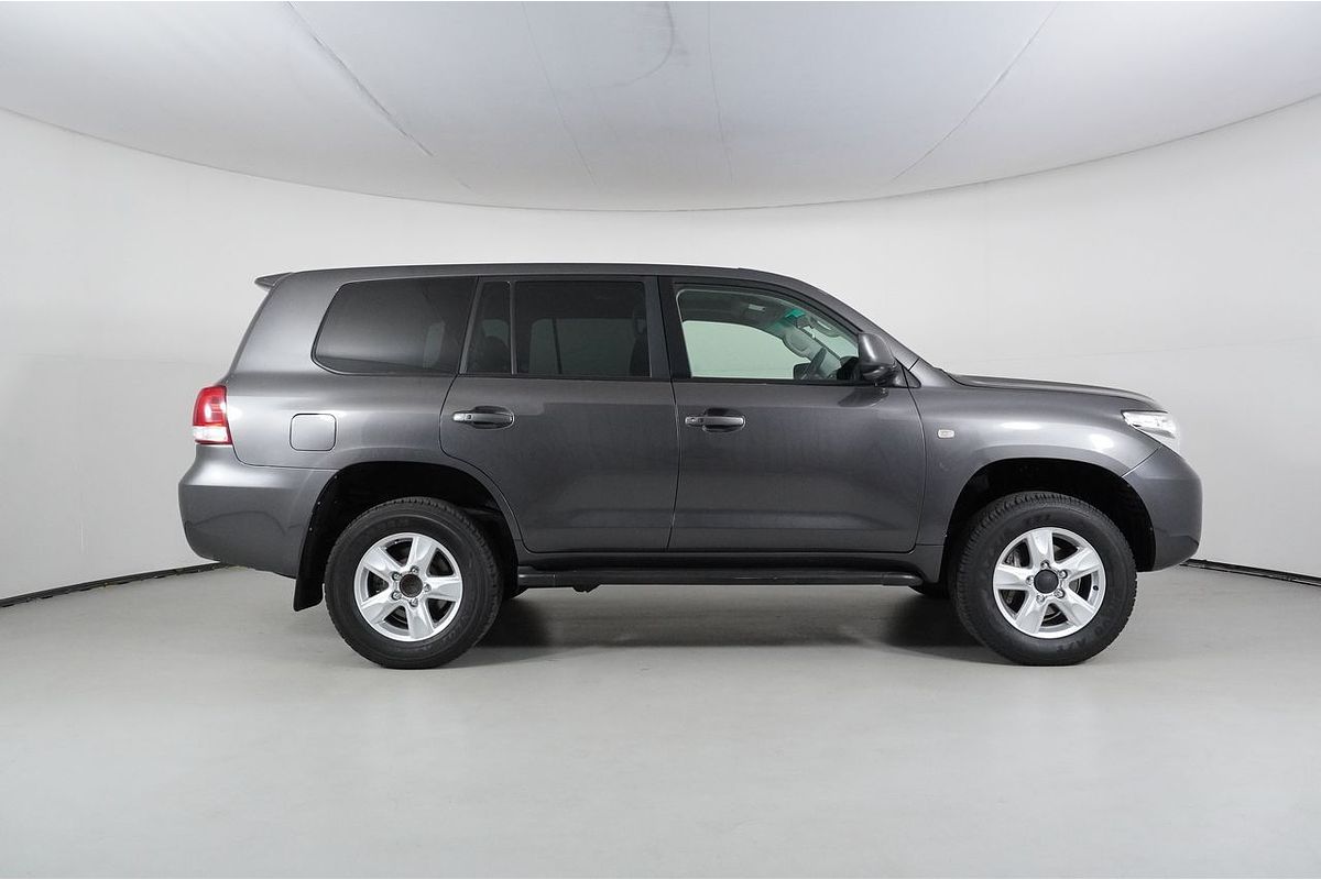 2011 Toyota Landcruiser VX UZJ200R
