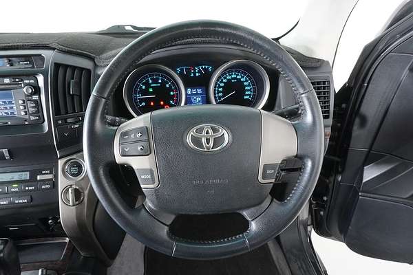 2011 Toyota Landcruiser VX UZJ200R