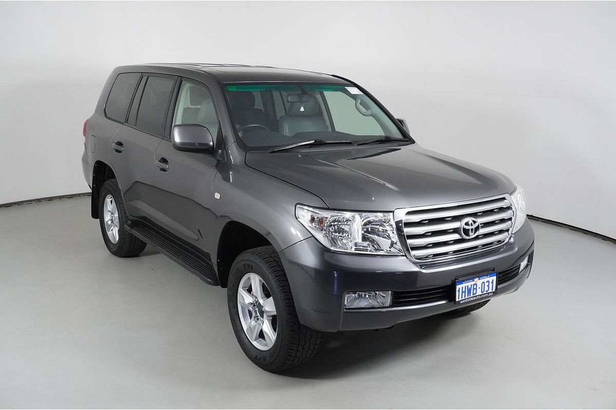 2011 Toyota Landcruiser VX UZJ200R