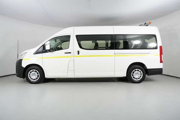 2022 Toyota Hiace SLWB COMMUTER (12 SEATS) GDH322R
