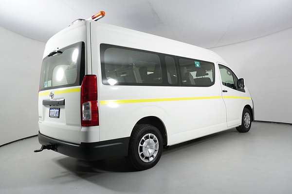 2022 Toyota Hiace SLWB COMMUTER (12 SEATS) GDH322R