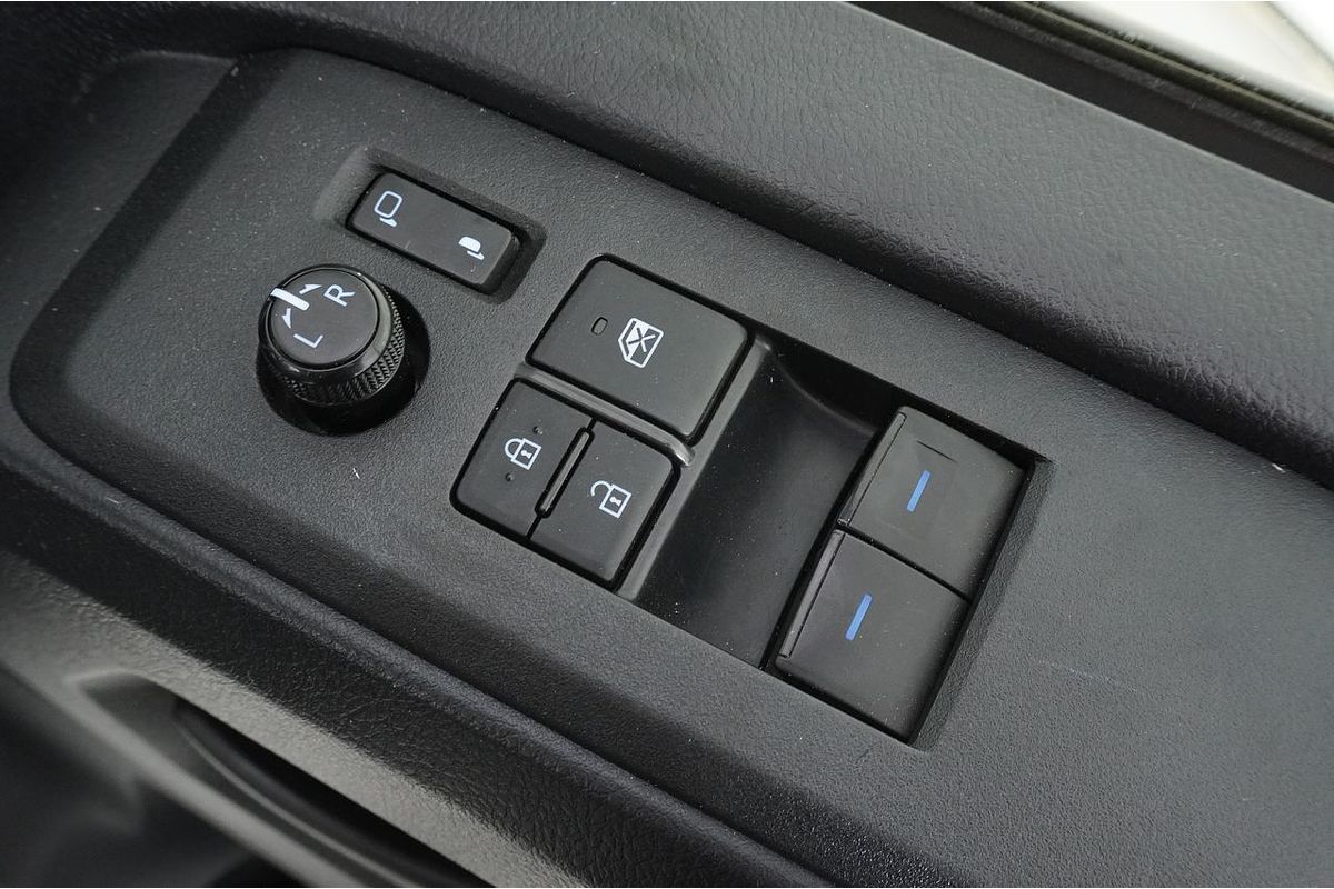 2022 Toyota Hiace SLWB COMMUTER (12 SEATS) GDH322R