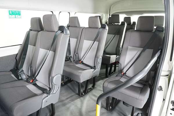2022 Toyota Hiace SLWB COMMUTER (12 SEATS) GDH322R