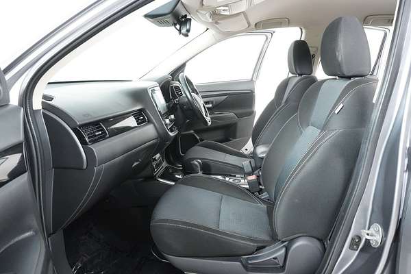 2020 Mitsubishi OUTLANDER ES 7 SEAT (AWD) ZL MY20