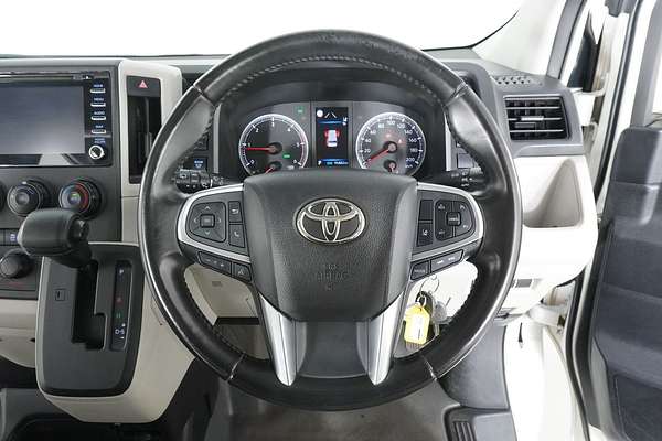 2019 Toyota Hiace Commuter GDH322R