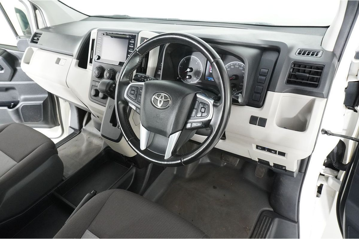 2019 Toyota Hiace Commuter GDH322R
