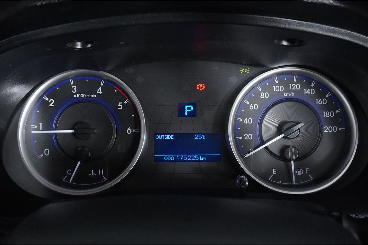 2018 Toyota Hilux SR GUN126R 4X4