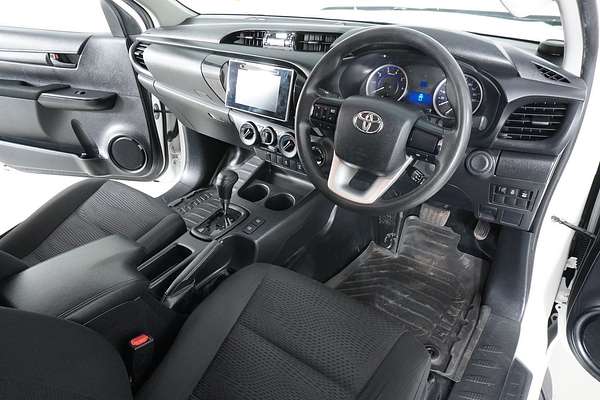 2018 Toyota Hilux SR GUN126R 4X4