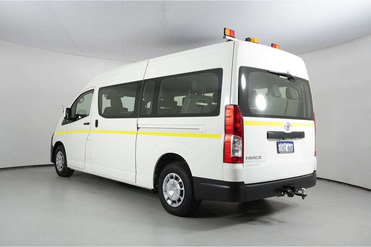 2021 Toyota HIACE SLWB COMMUTER (12 SEATS) GDH322R